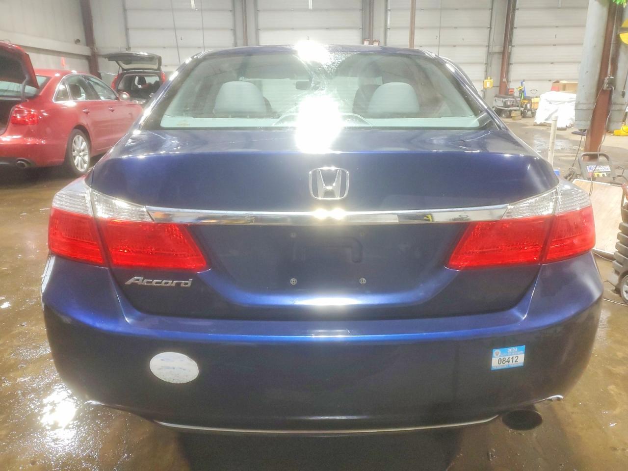 2015 HONDA ACCORD LX photo 16