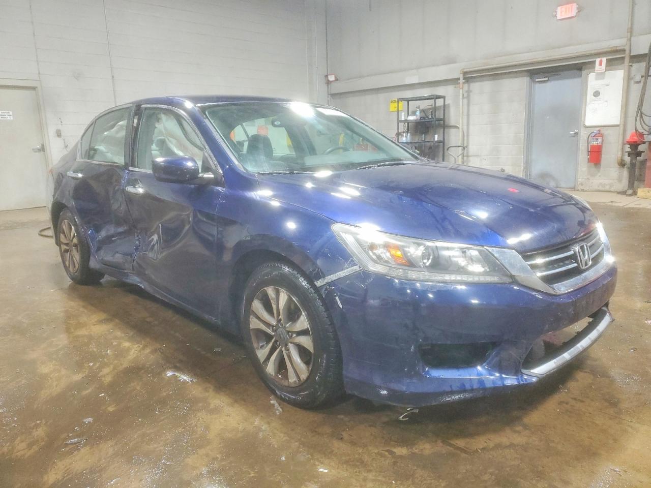 2015 HONDA ACCORD LX photo 10