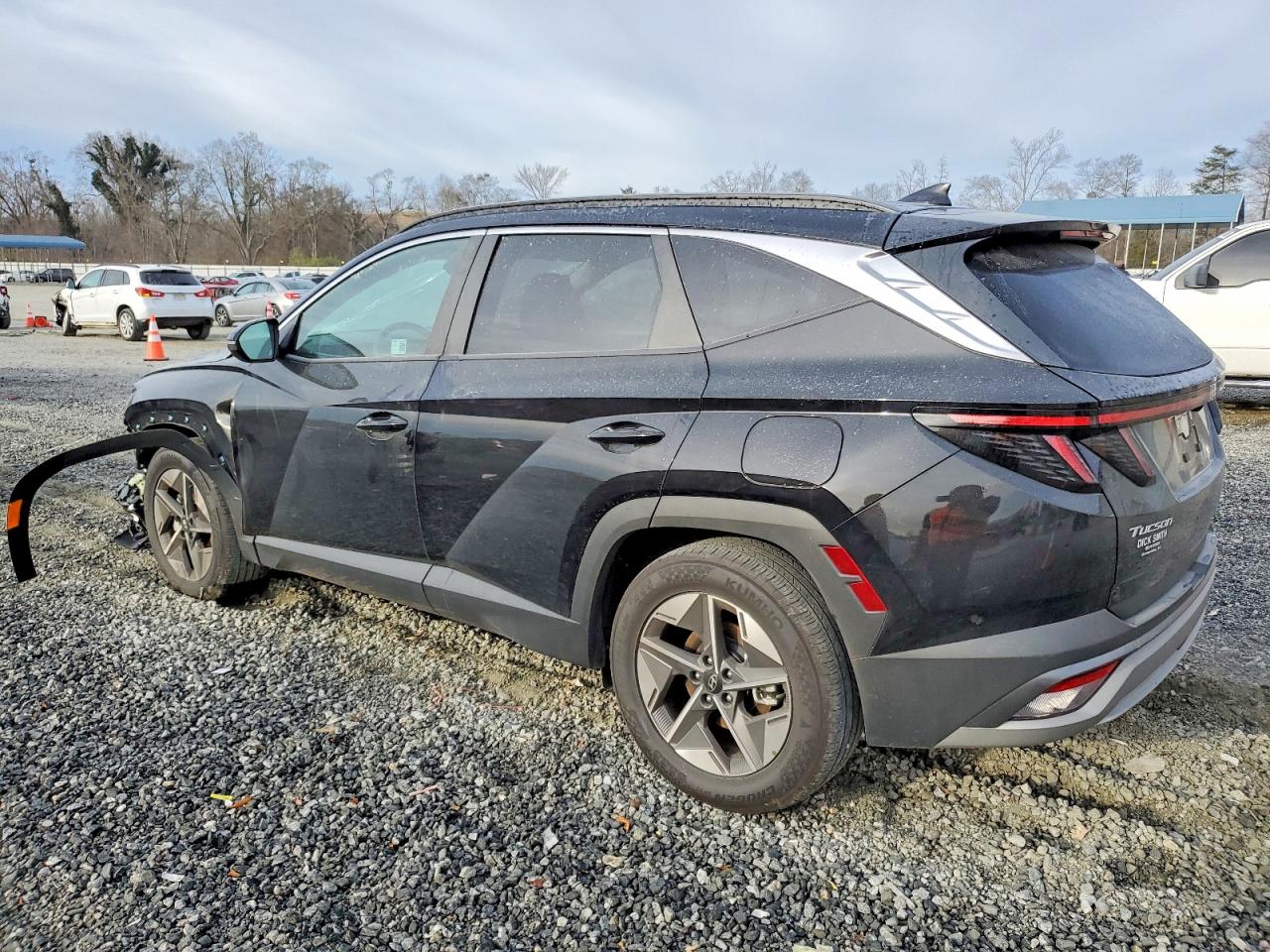 2025 HYUNDAI TUCSON SEL photo 3