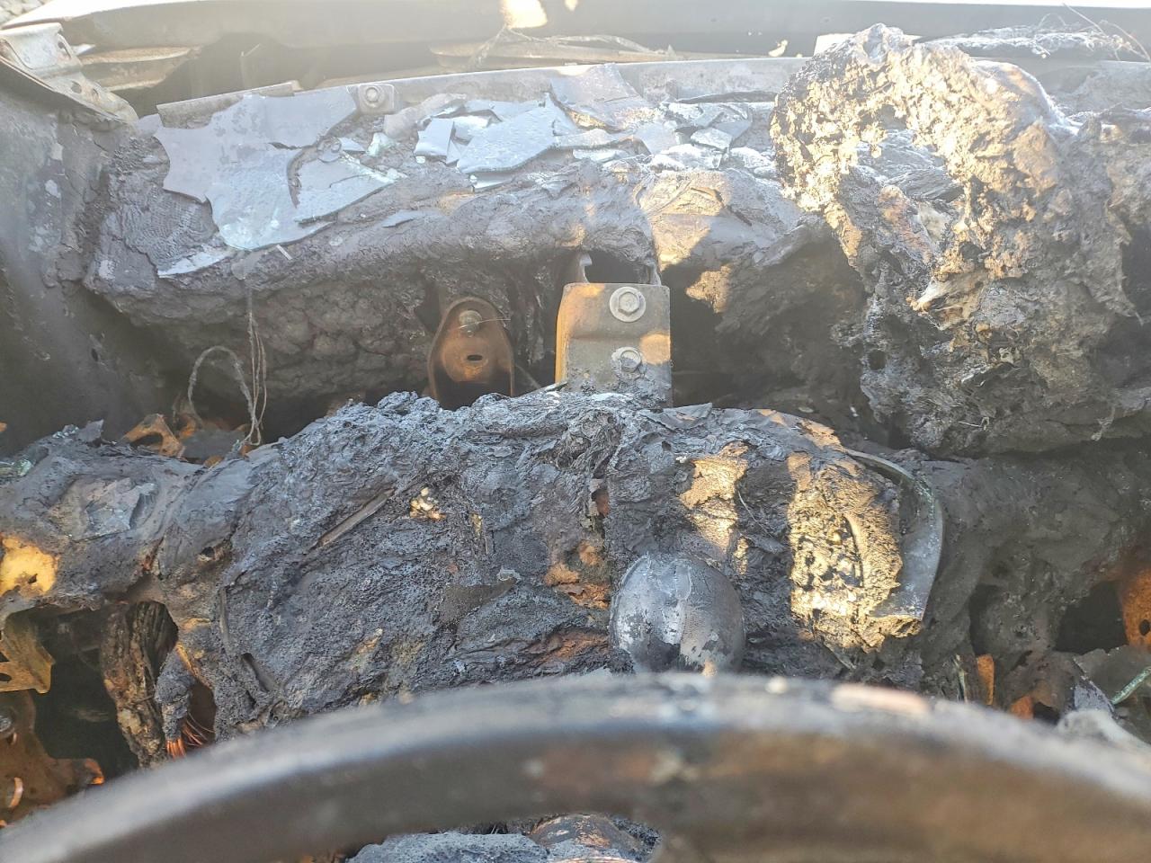 2018 NISSAN TITAN XD SL photo 25