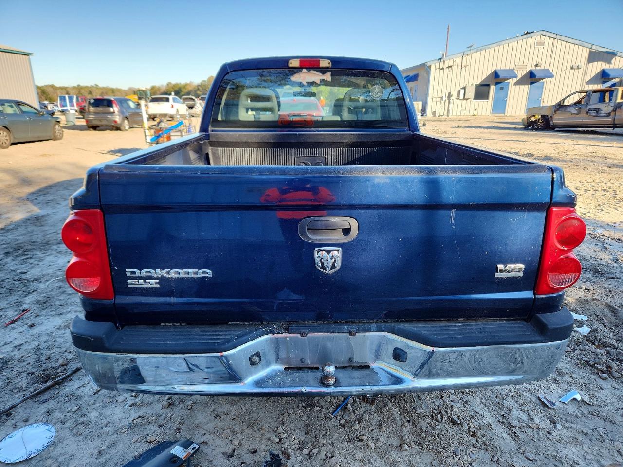 2005 DODGE DAKOTA QUAD SLT photo 11