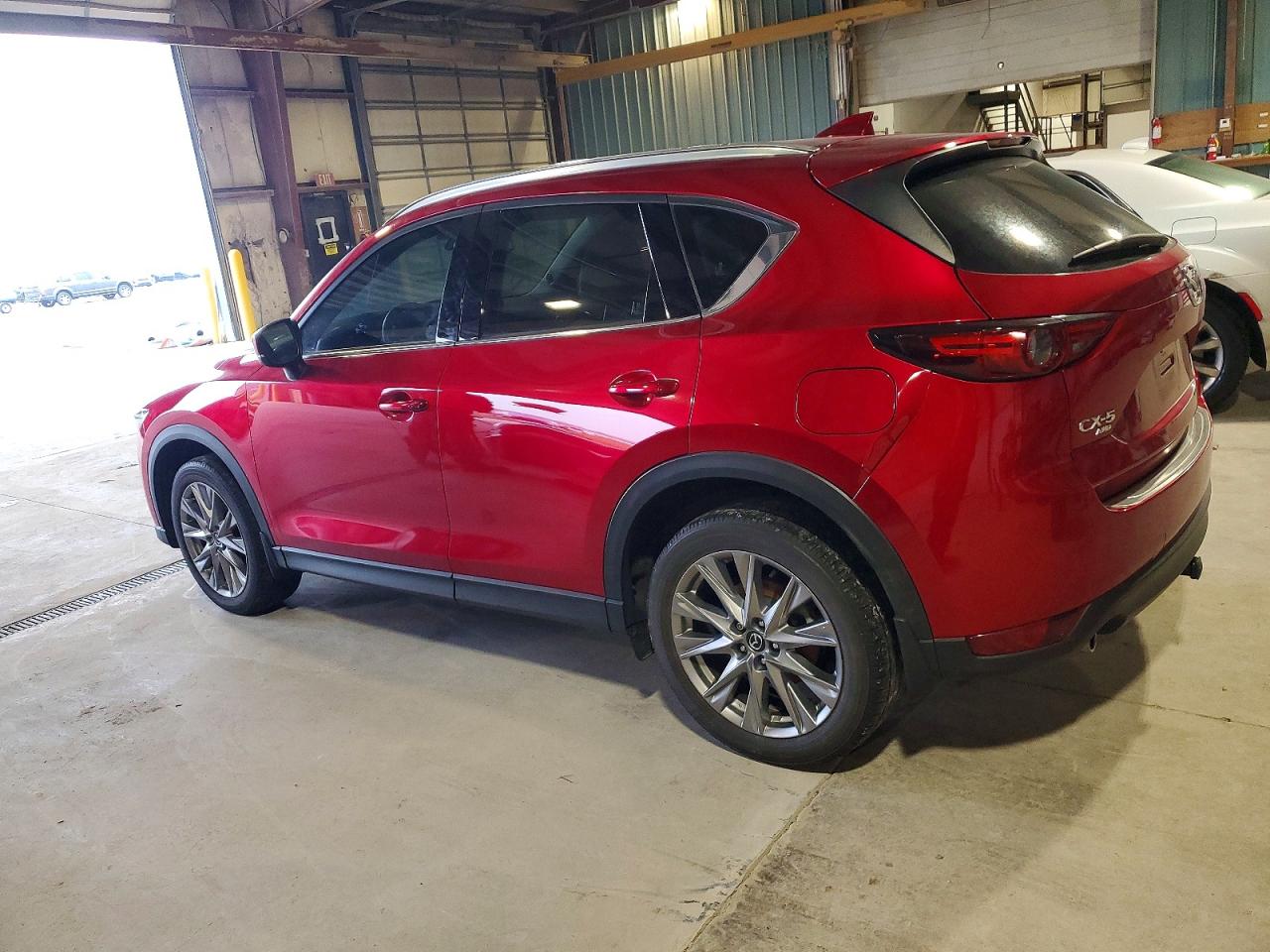 2021 MAZDA CX-5 GRAND TOURING photo 2