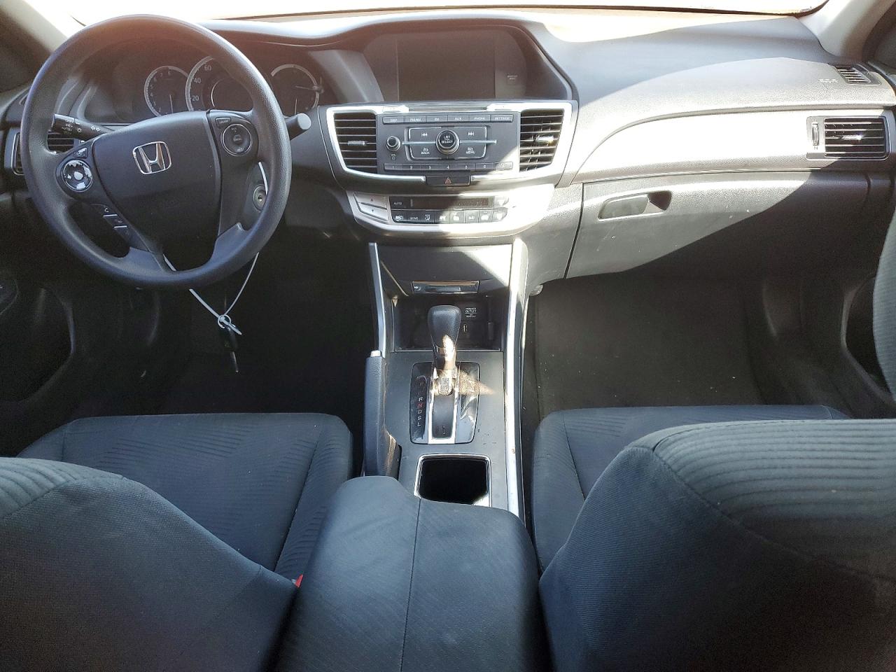 2014 HONDA ACCORD LX photo 15
