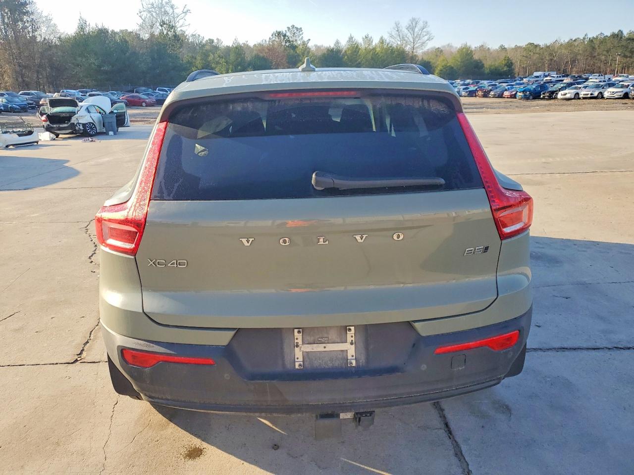 2023 VOLVO XC40 PLUS photo 11