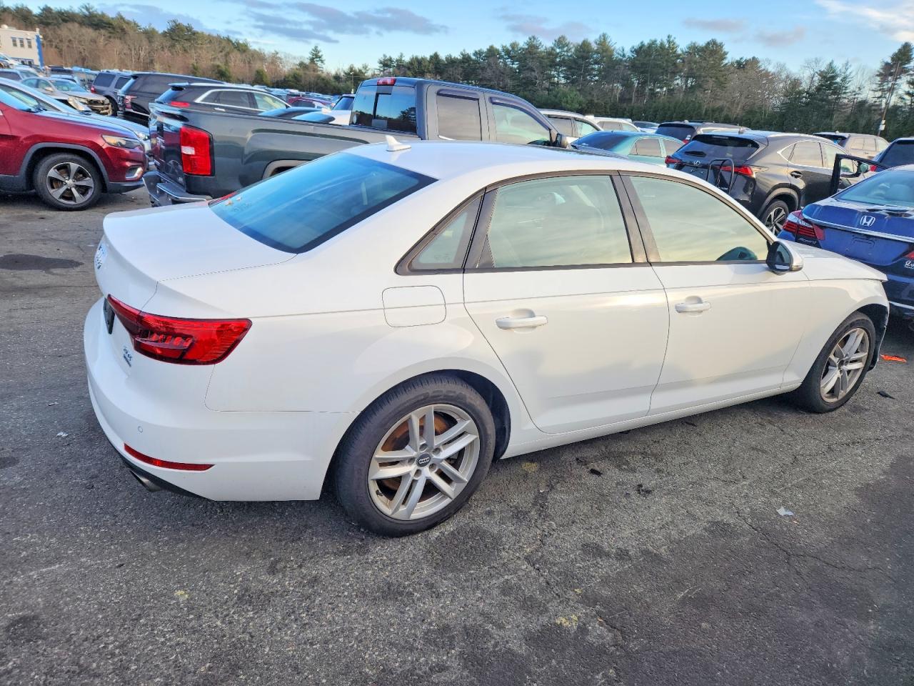 2017 AUDI A4 PREMIUM photo 5