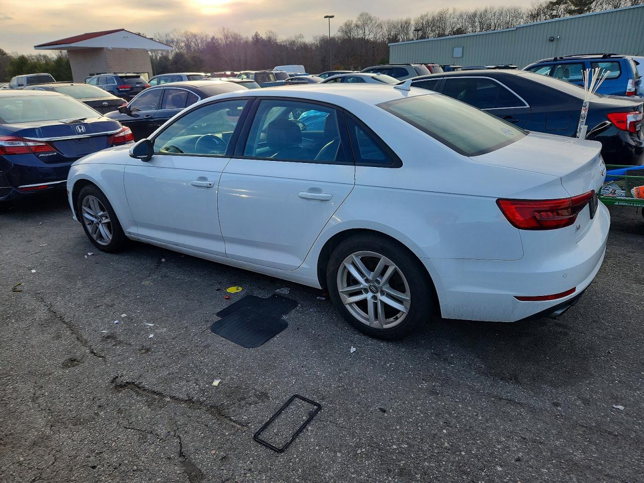 2017 AUDI A4 PREMIUM photo 3