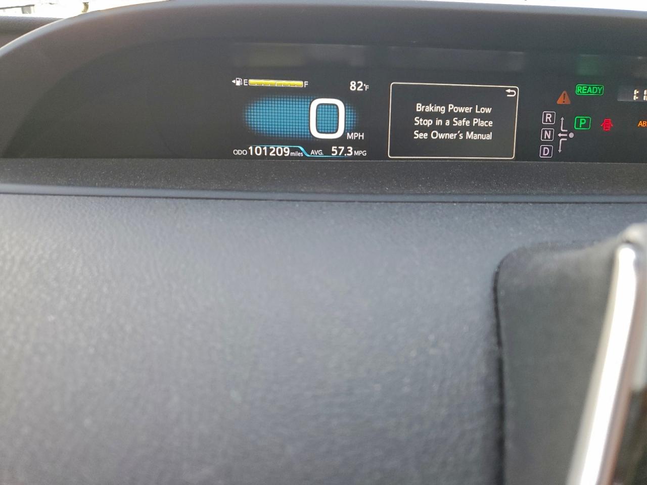 2016 TOYOTA PRIUS photo 9