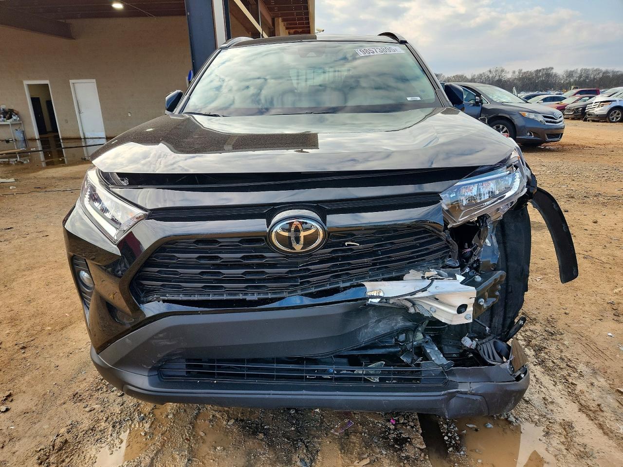 2021 TOYOTA RAV4 XLE PREMIUM photo 5