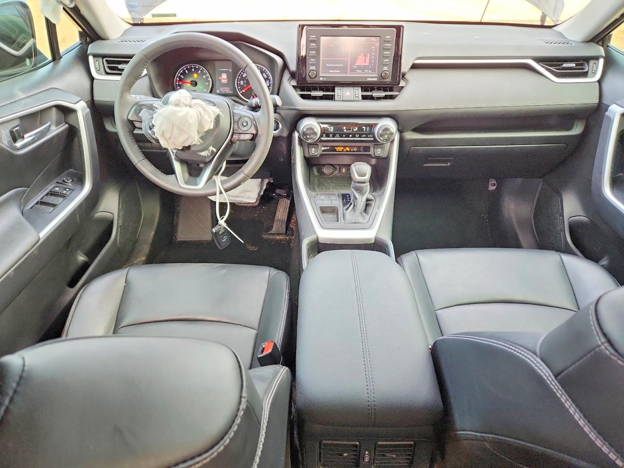 2021 TOYOTA RAV4 XLE PREMIUM photo 8