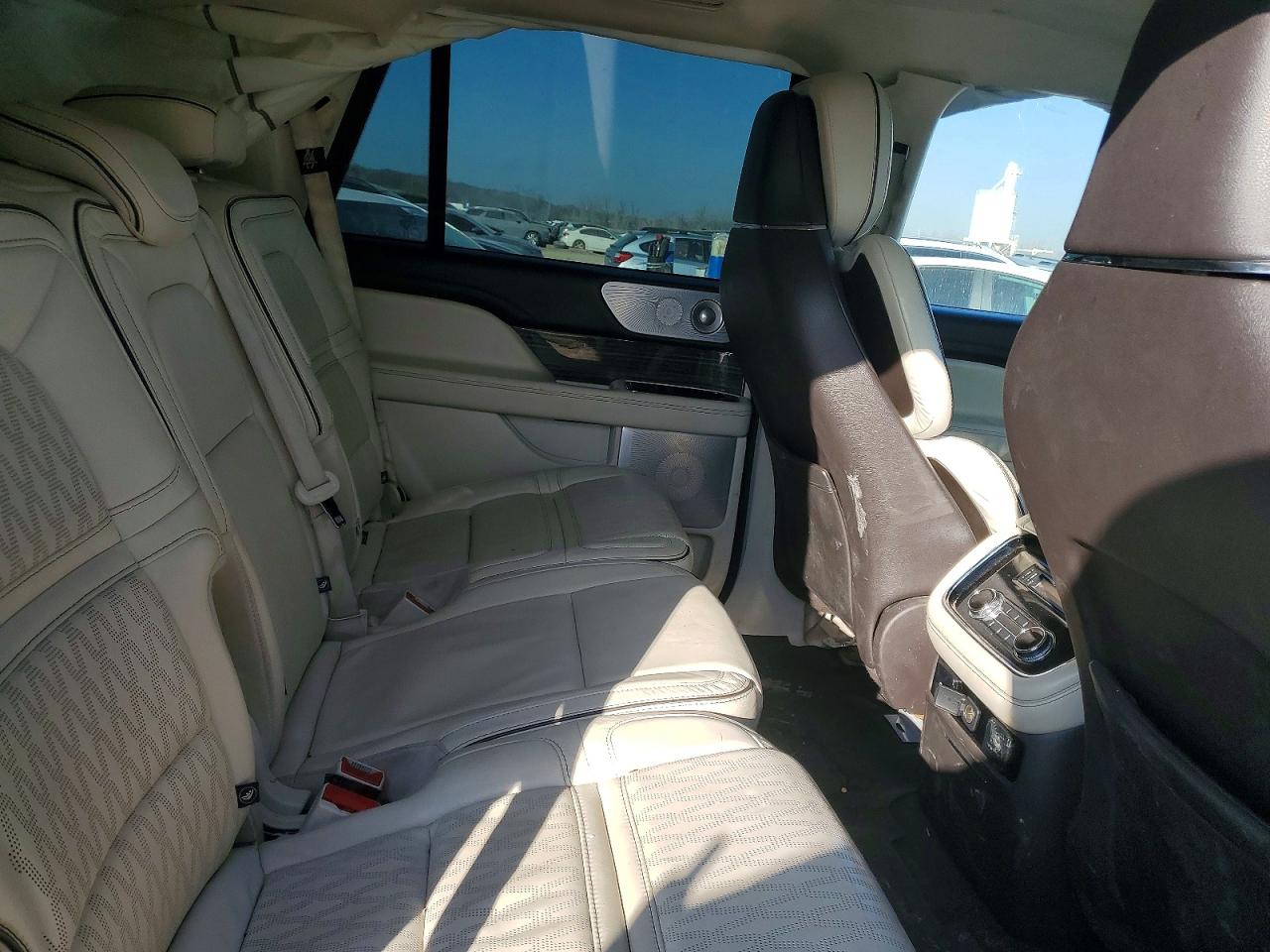 2020 LINCOLN NAVIGATOR BLACK LABEL photo 11