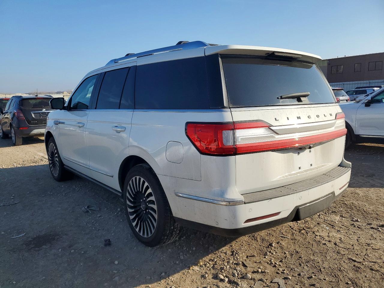 2020 LINCOLN NAVIGATOR BLACK LABEL photo 2
