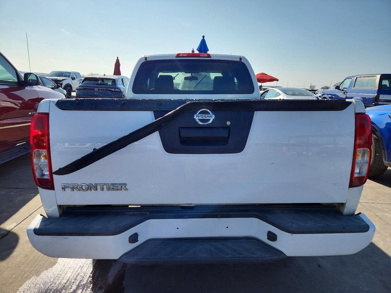 2018 NISSAN FRONTIER S photo 6