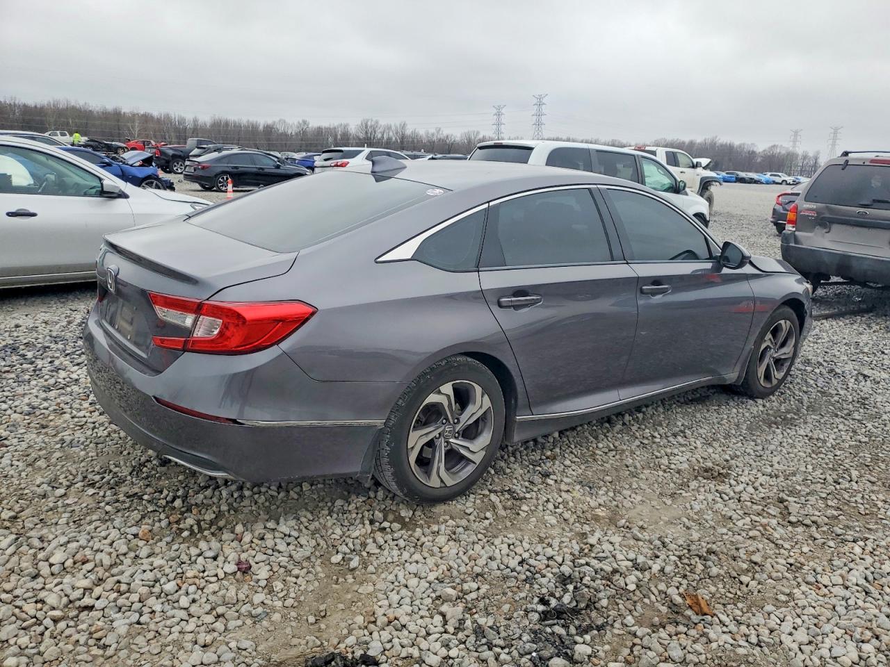2018 HONDA ACCORD EXL photo 3
