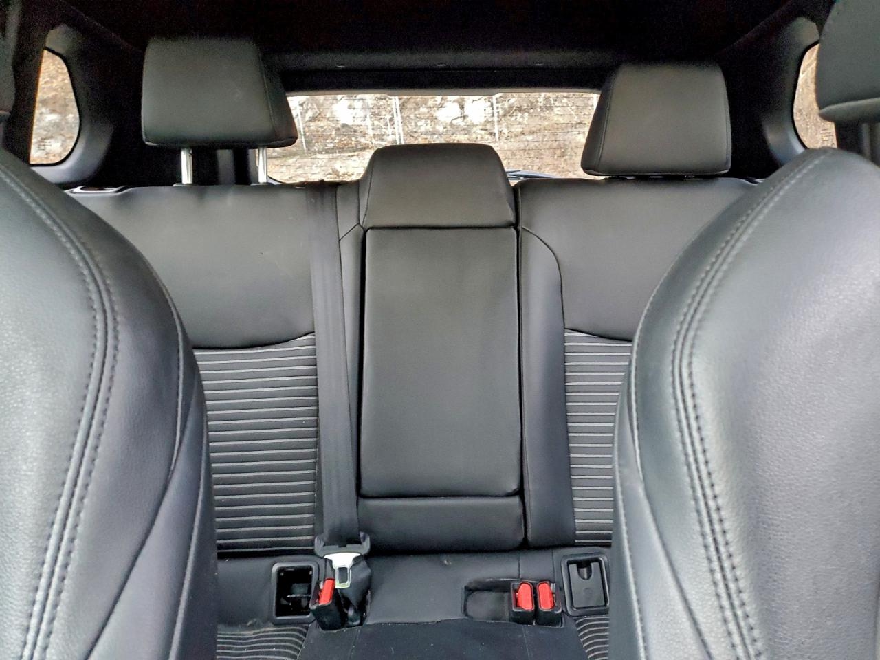 2023 TOYOTA COROLLA CROSS LE photo 10