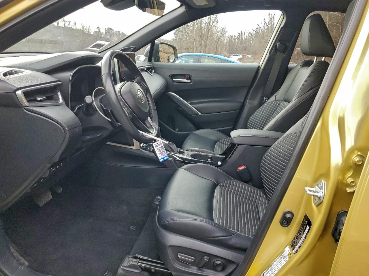 2023 TOYOTA COROLLA CROSS LE photo 7