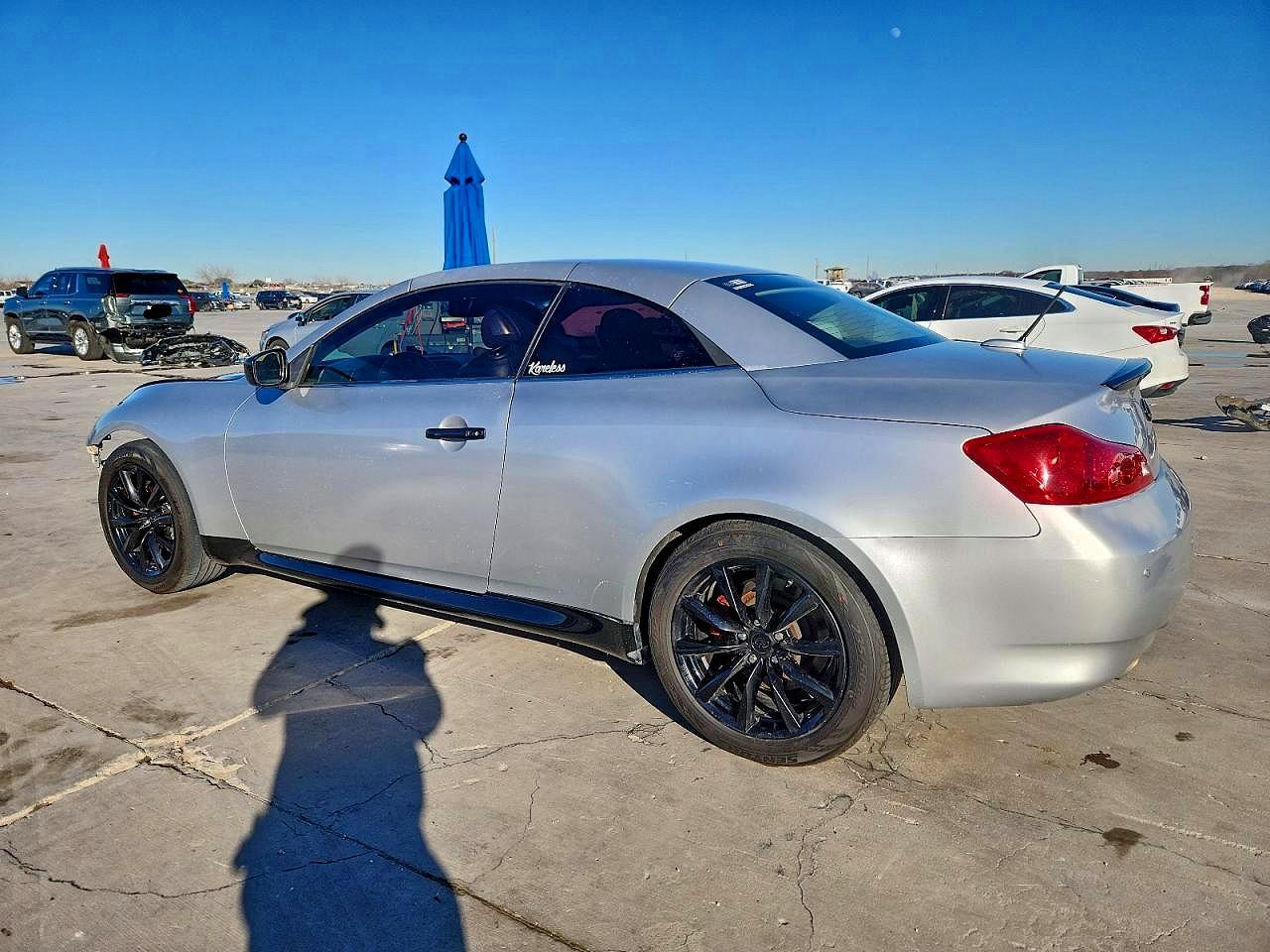 2012 INFINITI G37 BASE photo 2