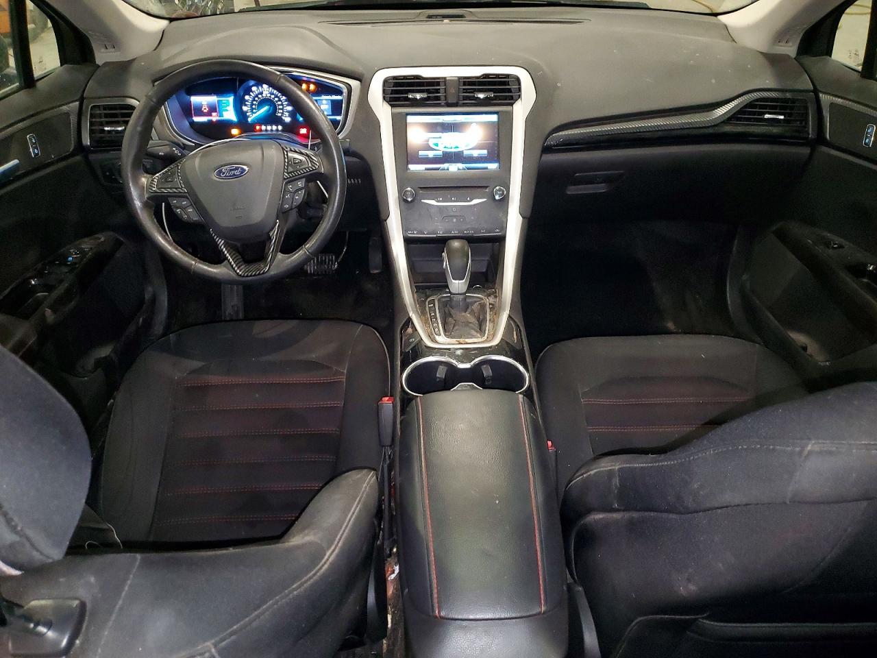 2014 FORD FUSION SE photo 8