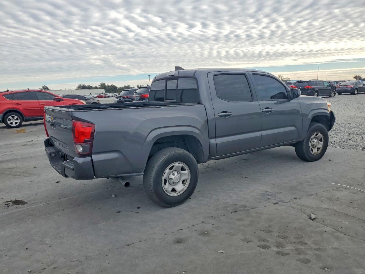 2021 TOYOTA TACOMA DOUBLE CAB photo 3