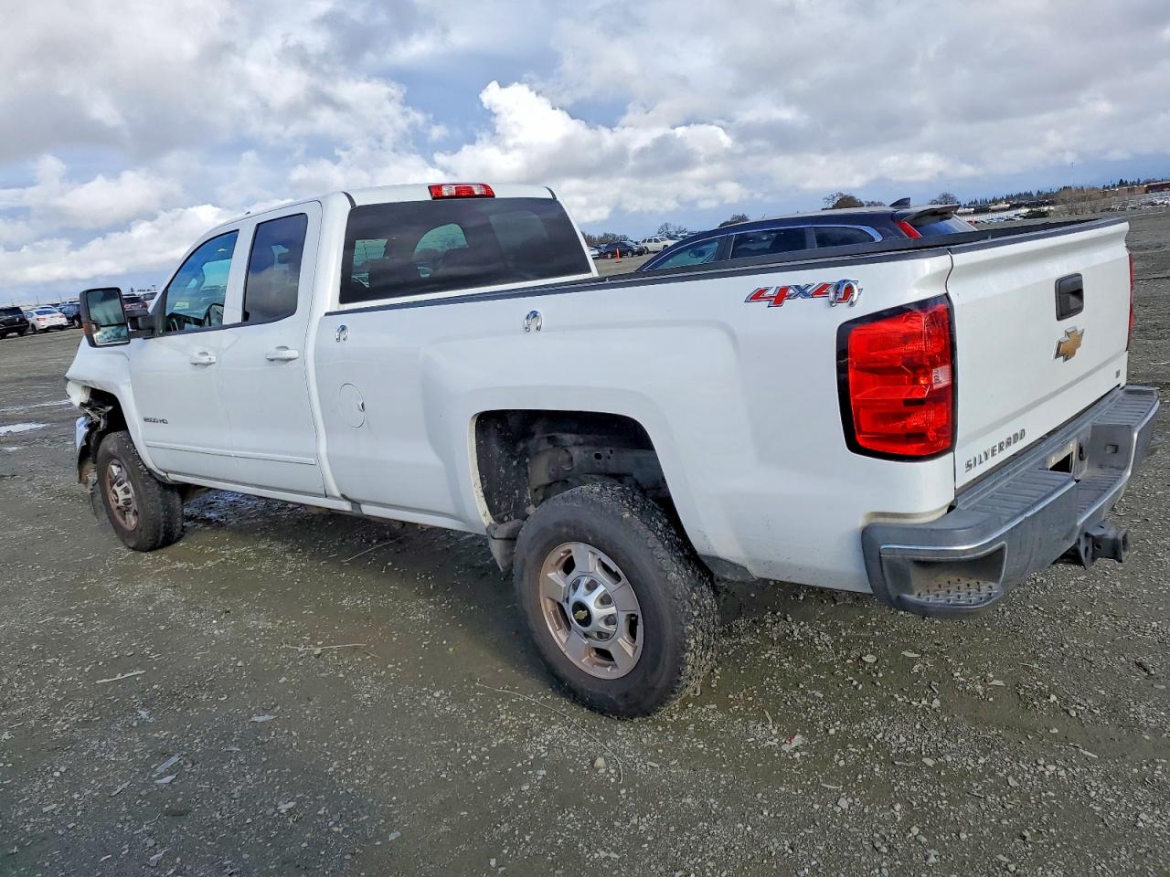 2017 CHEVROLET SILVERADO K2500 HEAVY DUTY LT photo 4