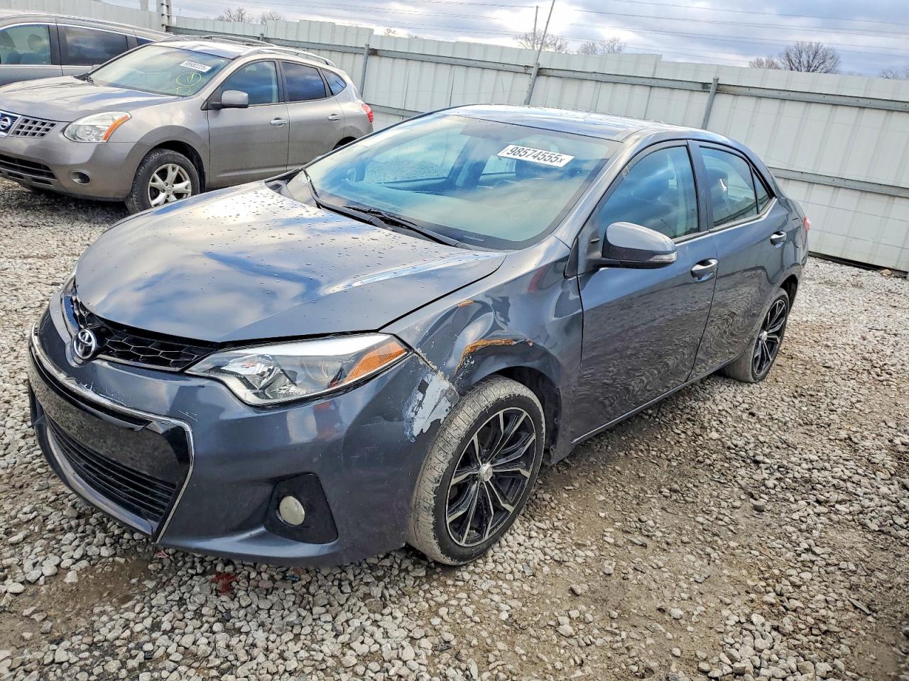 2015 TOYOTA COROLLA