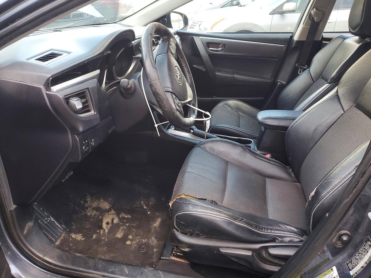 2015 TOYOTA COROLLA L photo 7