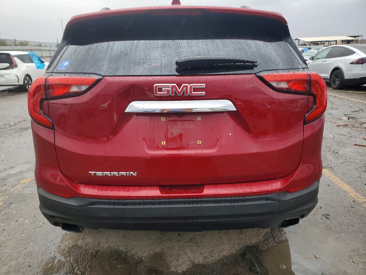 2018 GMC TERRAIN SLE photo 11