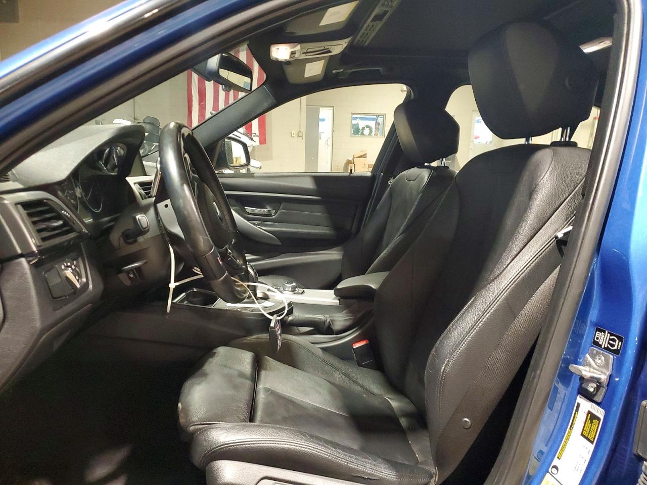 2013 BMW 335 XI photo 19