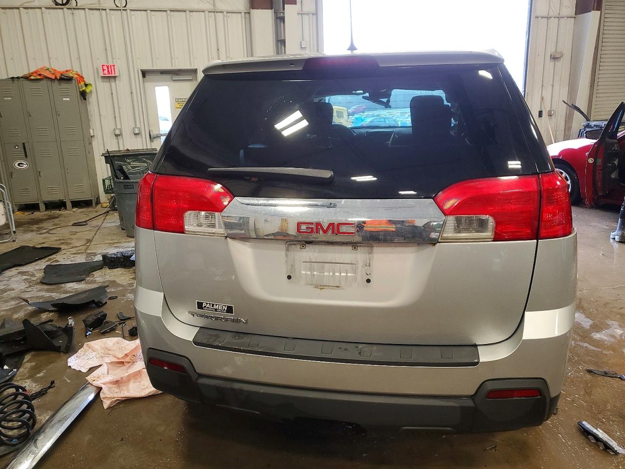 2013 GMC TERRAIN SLE photo 6