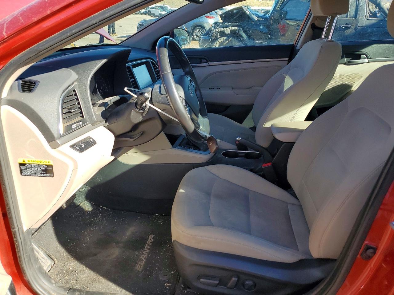 2017 HYUNDAI ELANTRA SE photo 7