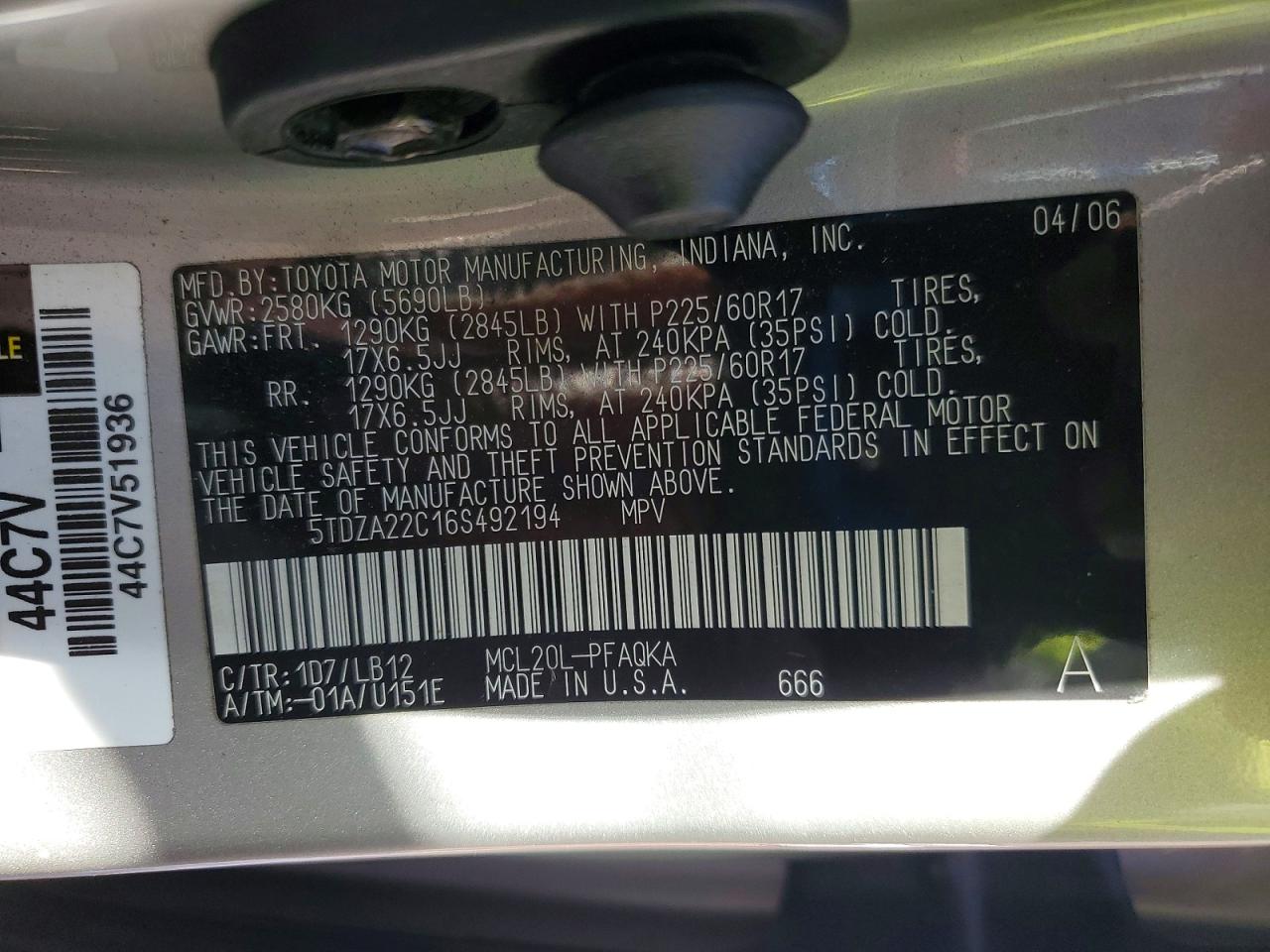 2006 TOYOTA SIENNA XLE photo 13