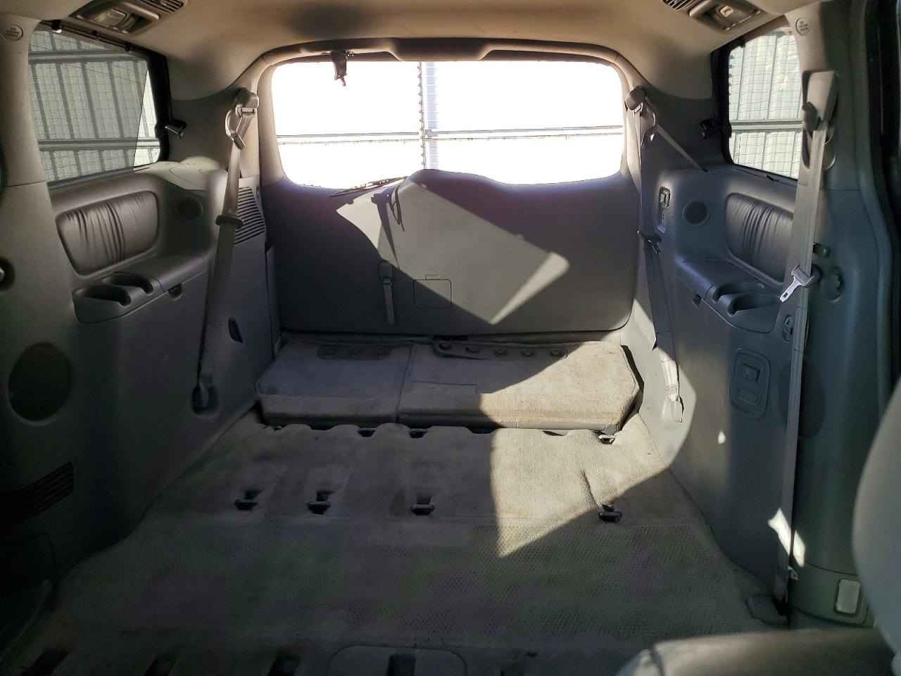 2006 TOYOTA SIENNA XLE photo 10
