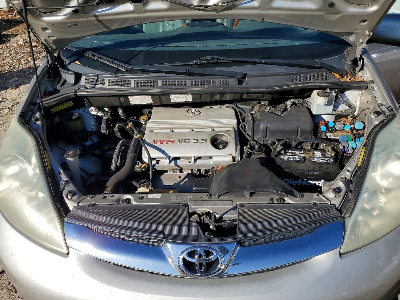 2006 TOYOTA SIENNA XLE photo 12