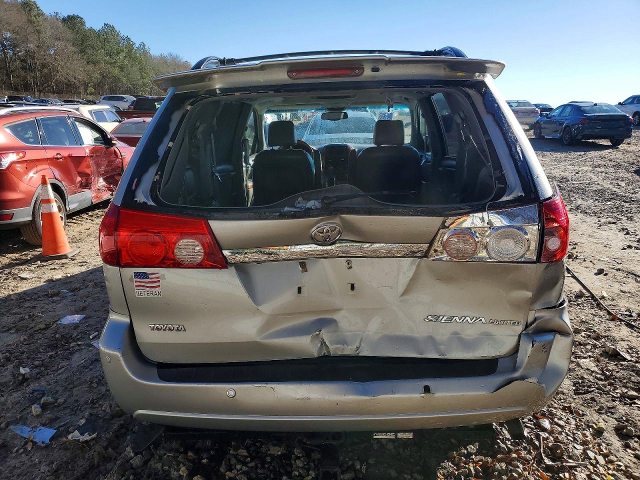 2006 TOYOTA SIENNA XLE photo 6