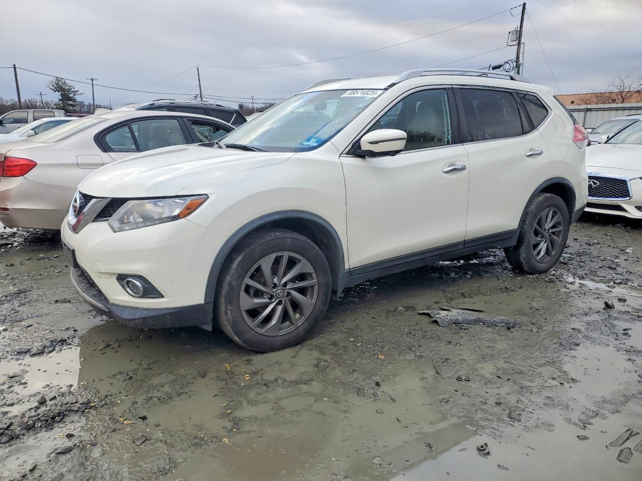 2016 NISSAN ROGUE