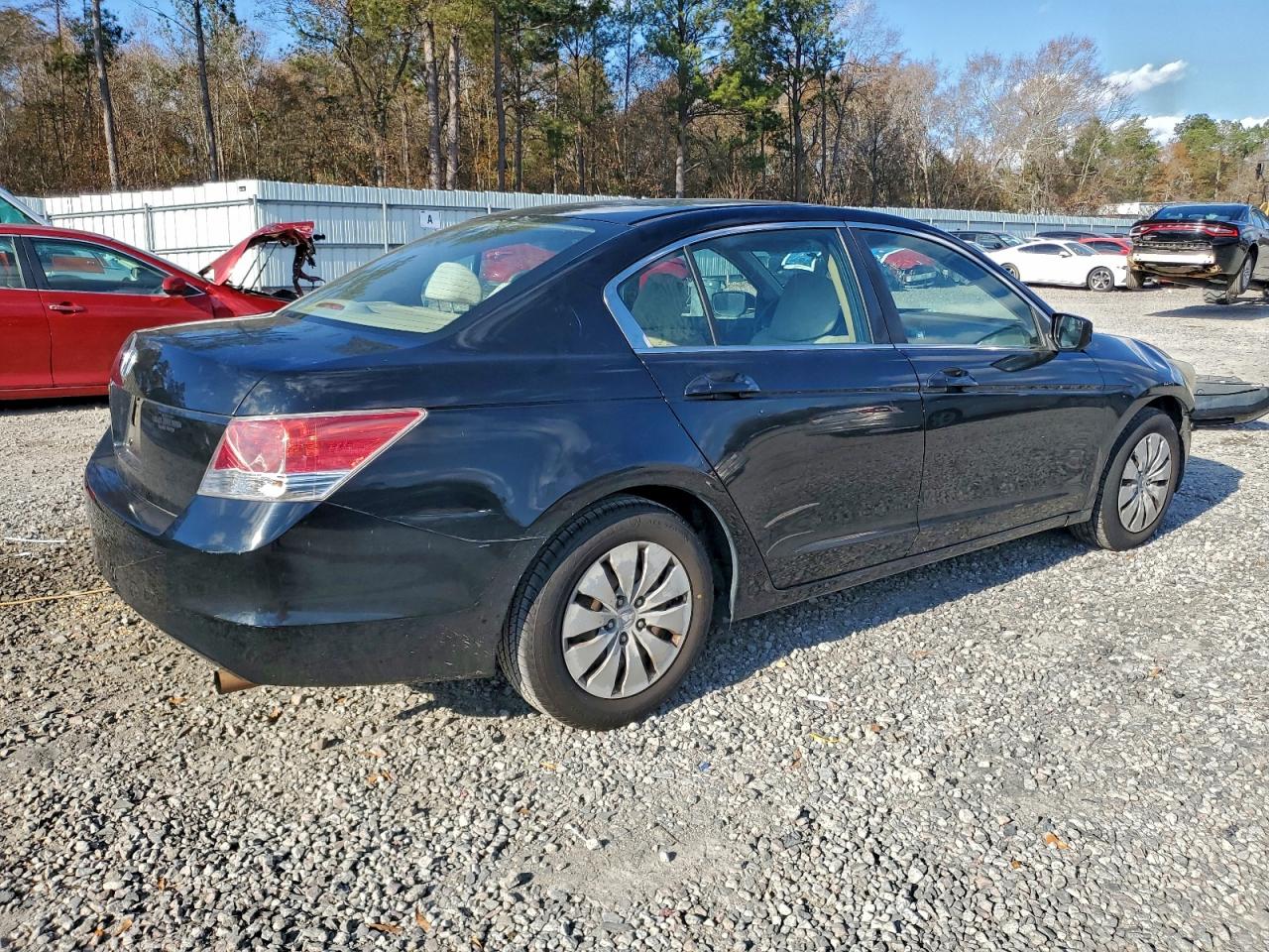 2010 HONDA ACCORD LX photo 3