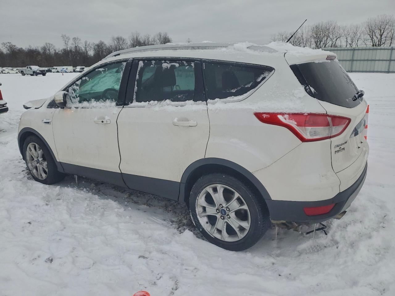 2016 FORD ESCAPE TITANIUM photo 2