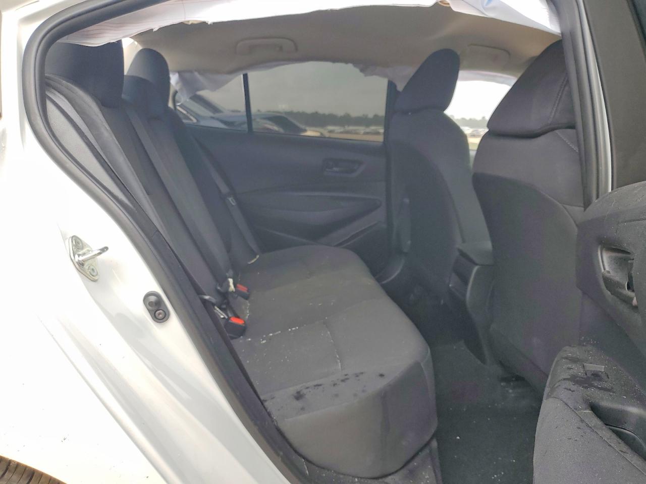 2022 TOYOTA COROLLA LE photo 11