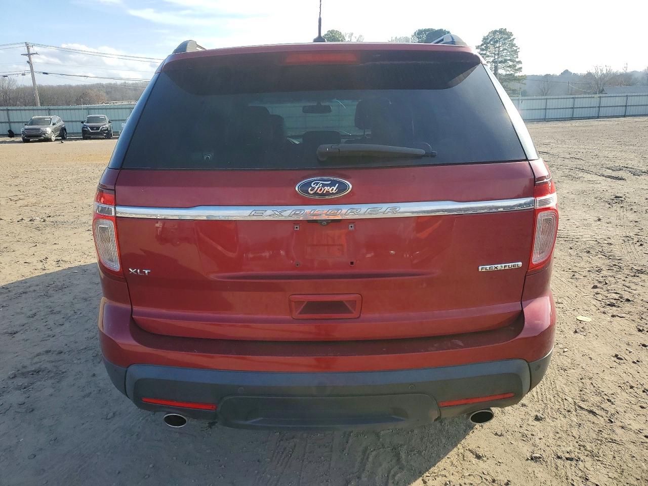 2015 FORD EXPLORER XLT photo 16