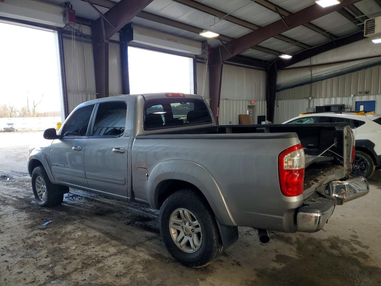 2006 TOYOTA TUNDRA DOUBLE CAB SR5 photo 2