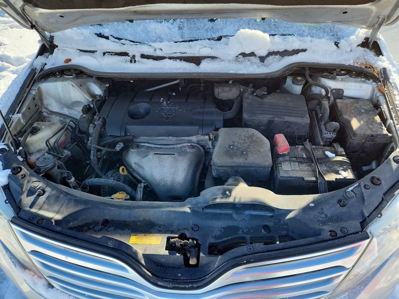 2012 TOYOTA VENZA LE photo 11