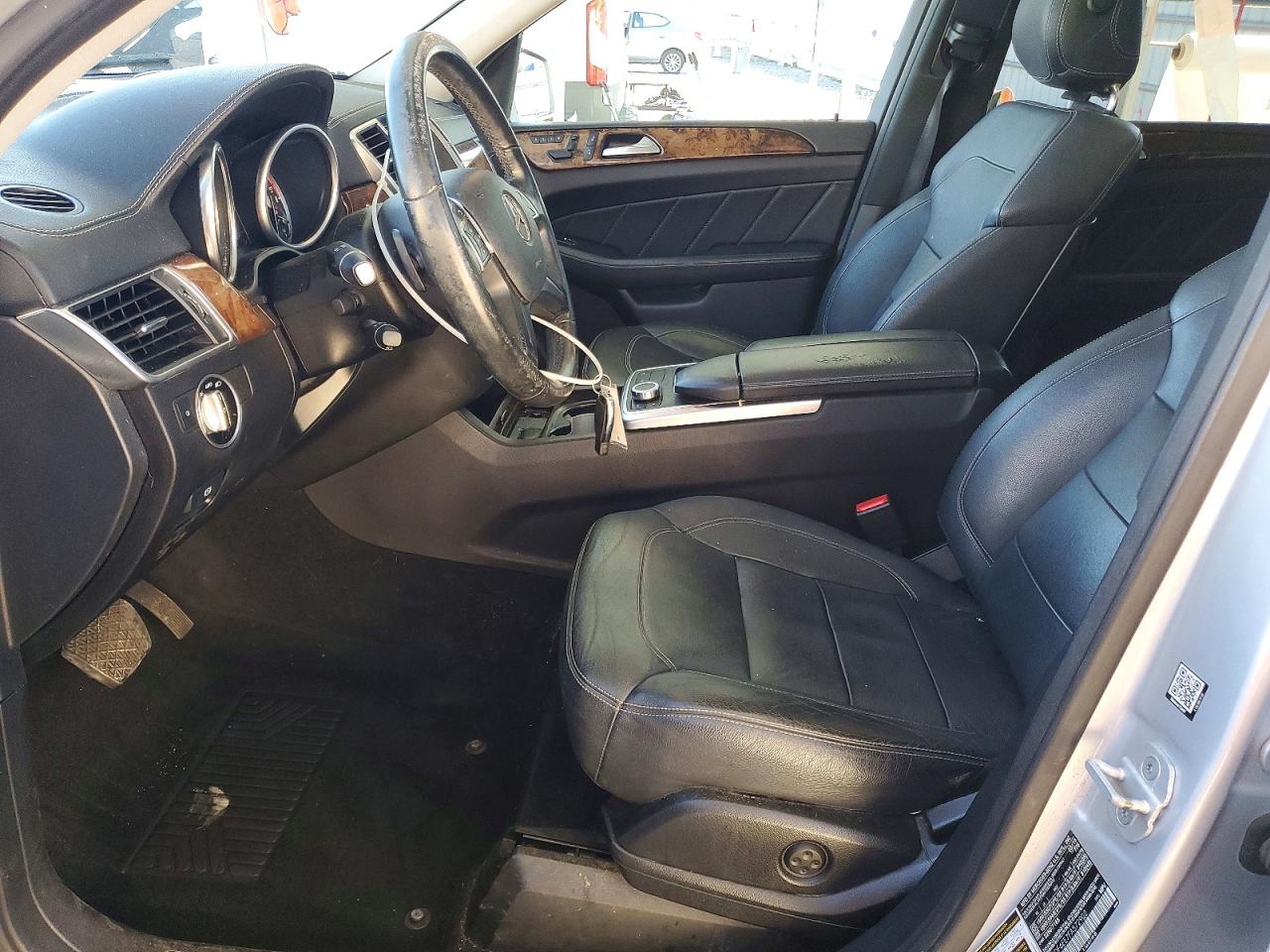 2015 MERCEDES-BENZ GL 450 4MATIC photo 13