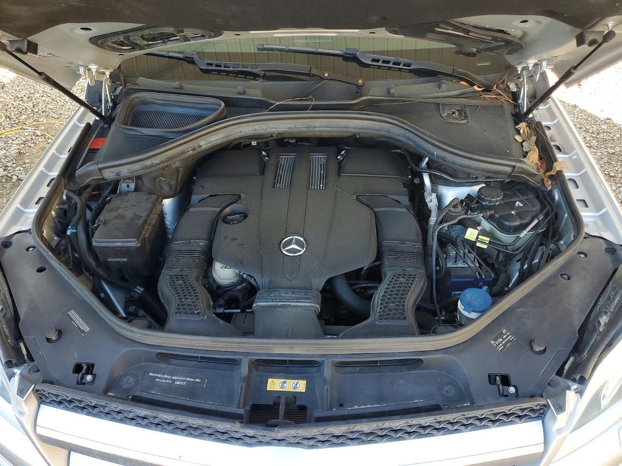 2015 MERCEDES-BENZ GL 450 4MATIC photo 23