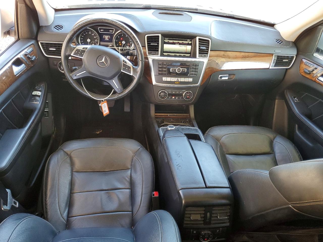 2015 MERCEDES-BENZ GL 450 4MATIC photo 15
