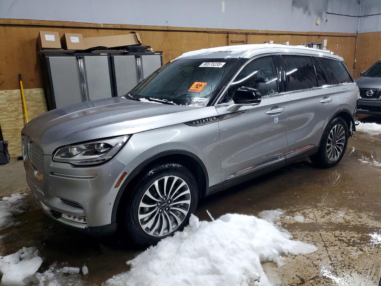 2020 LINCOLN AVIATOR RESERVE photo 2