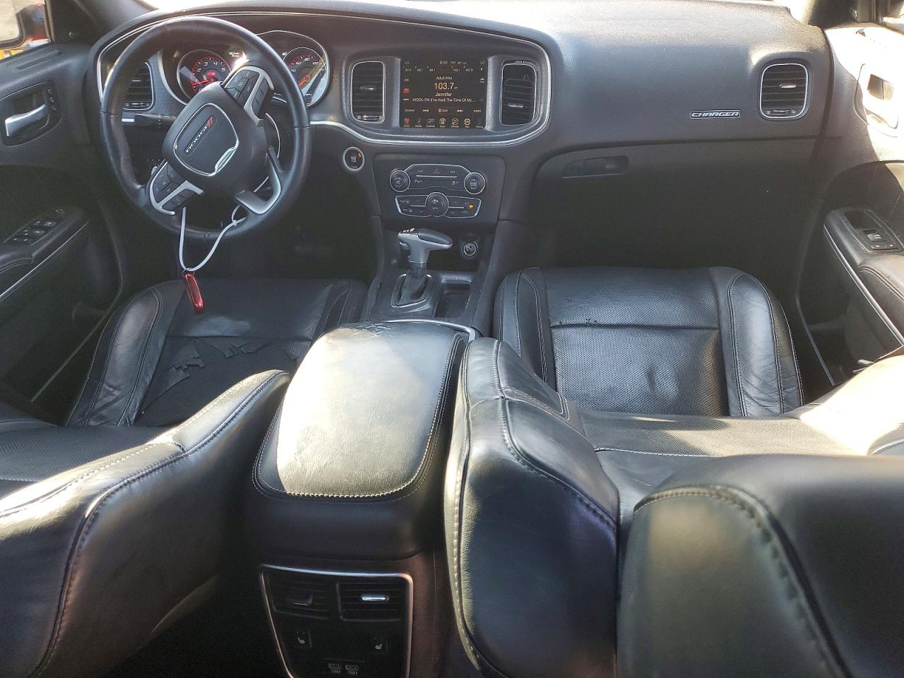 2016 DODGE CHARGER R/T photo 8