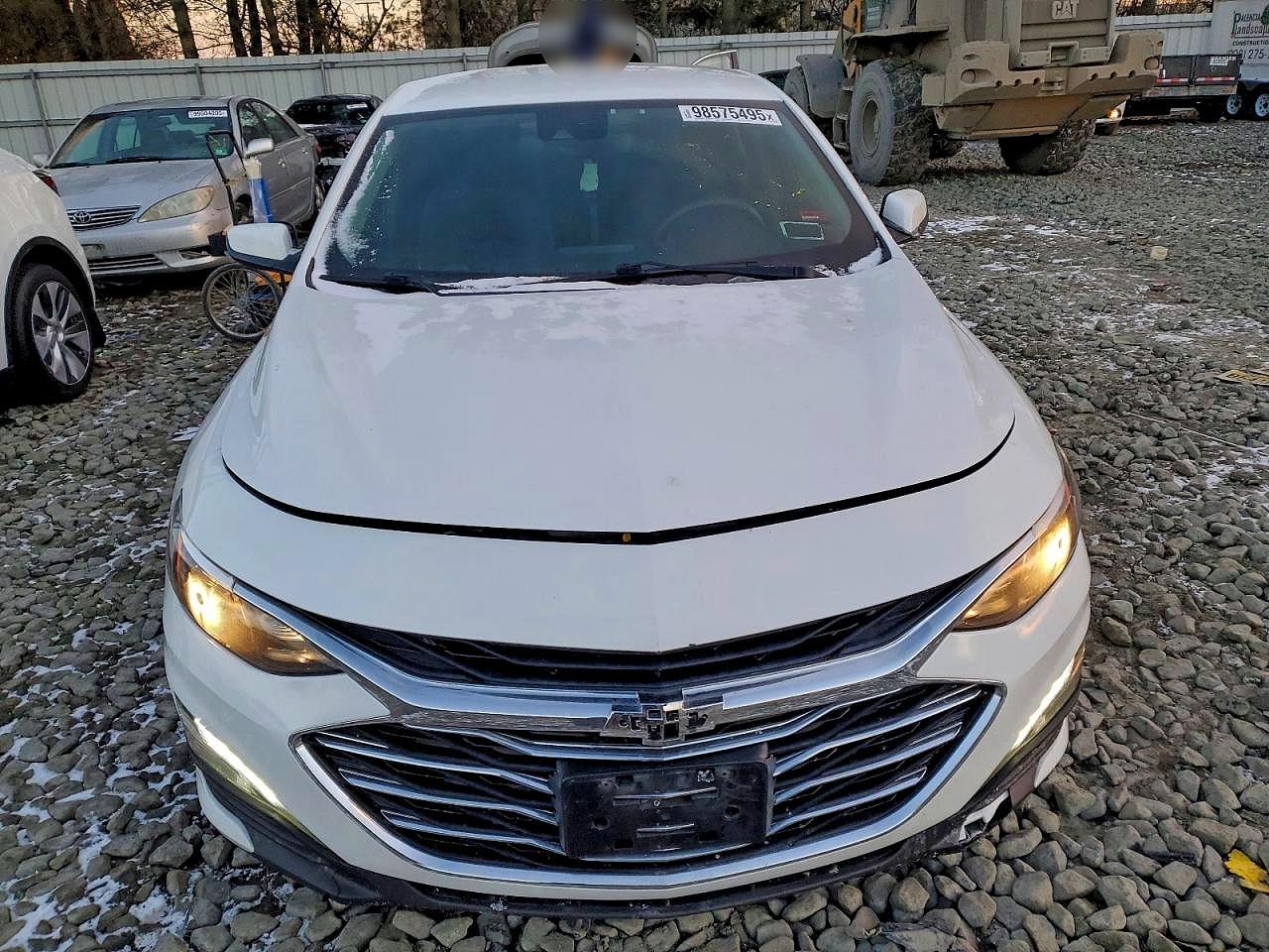 2020 CHEVROLET MALIBU LS photo 5