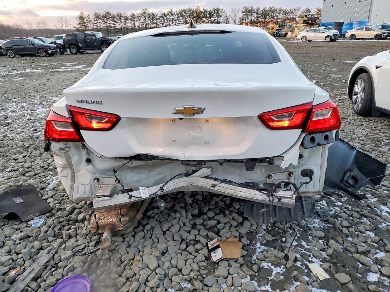2020 CHEVROLET MALIBU LS photo 6