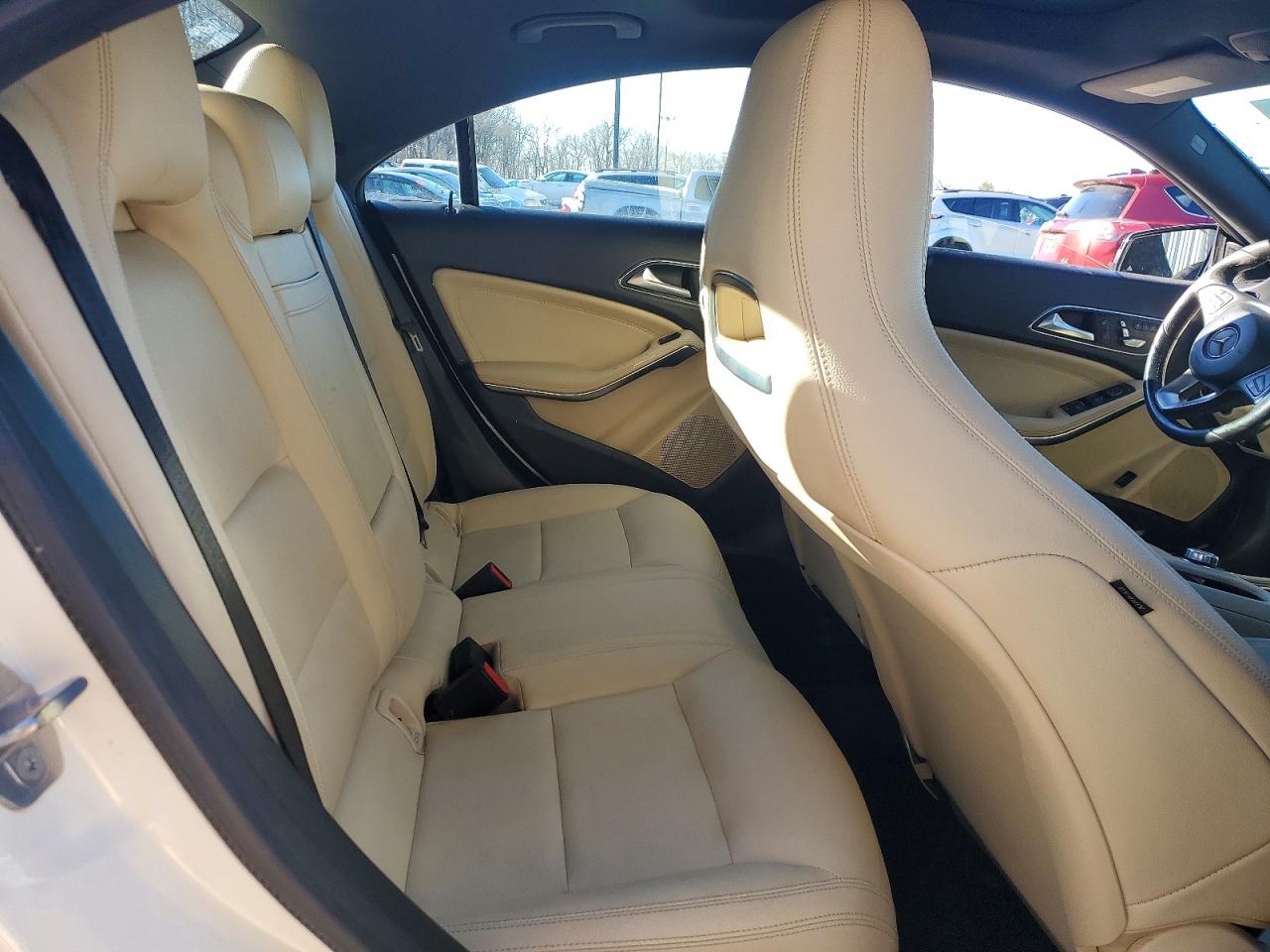 2018 MERCEDES-BENZ CLA 250 photo 10