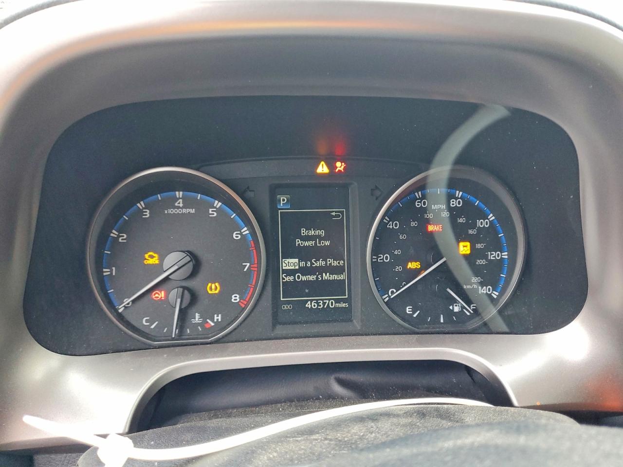 2017 TOYOTA RAV4 XLE photo 9