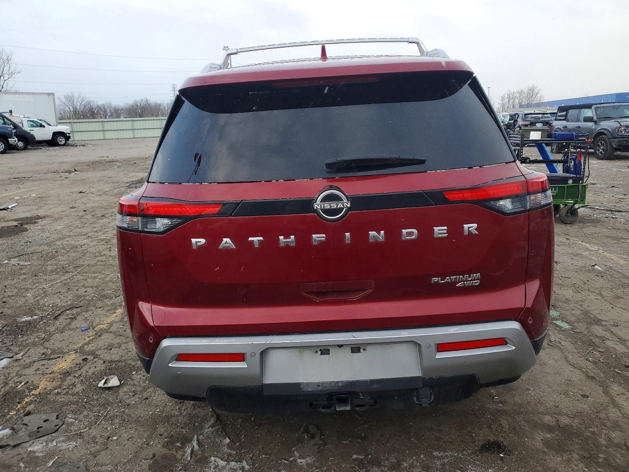 2023 NISSAN PATHFINDER PLATINUM photo 6